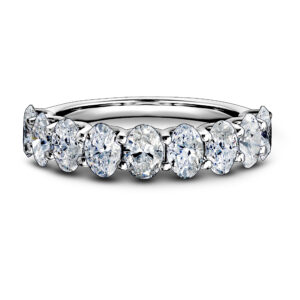 Pierścionek pół-eternity z białego złota 14 K • 9 owalnych brylantów 2,21 ct